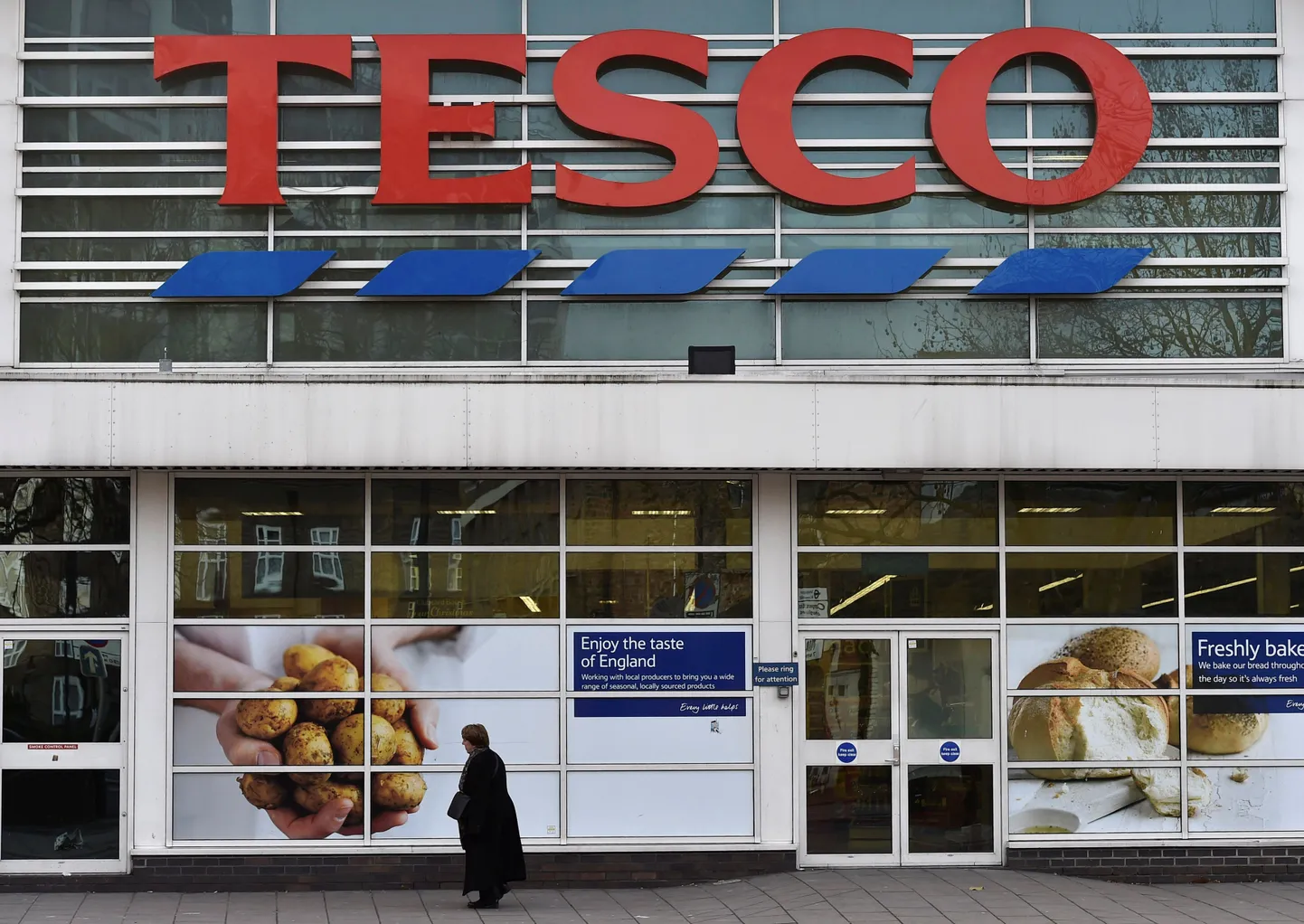 Tesco koondab töötajaid