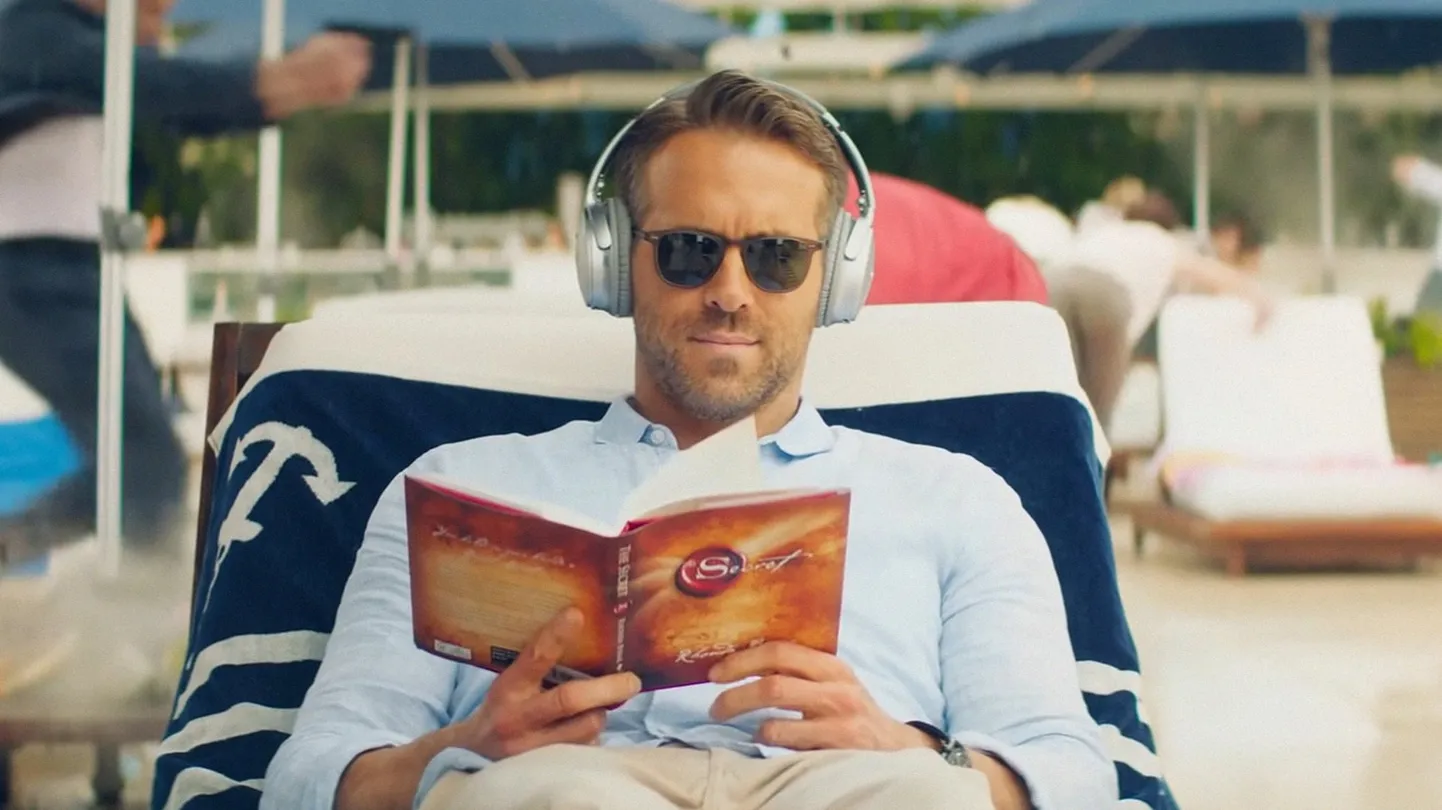 Ryan Reynolds komöödiamärulis «Palgamõrvari naise ihukaitsja» (The Hitman's Wife's Bodyguard)