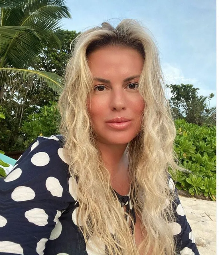 Анна Семенович