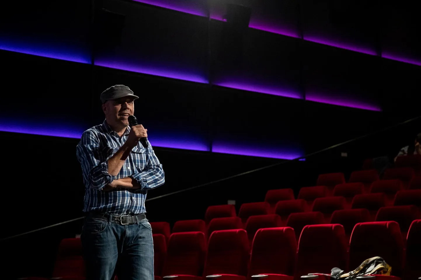 Urmas Eero Liiv kolmapäeval oma filmi «Kiirtee põrgusse» esilinastusel.