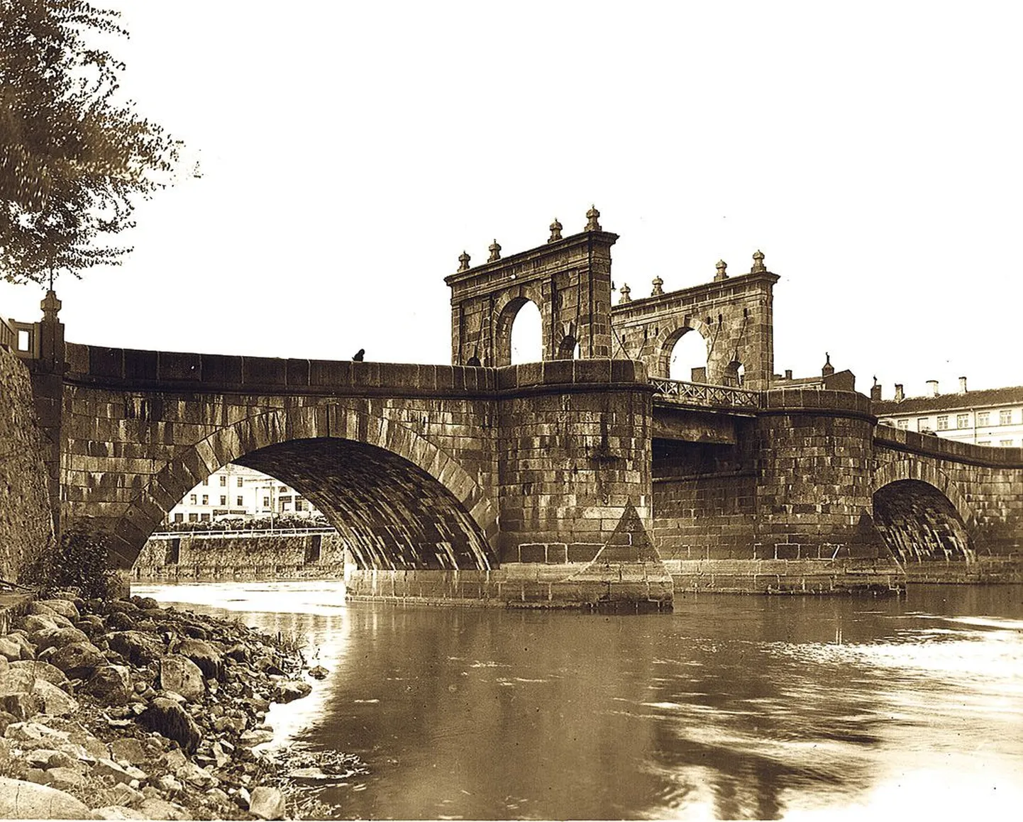1938: vaade Kivisillale Võrtsjärve poolt, ülaltvoolu.