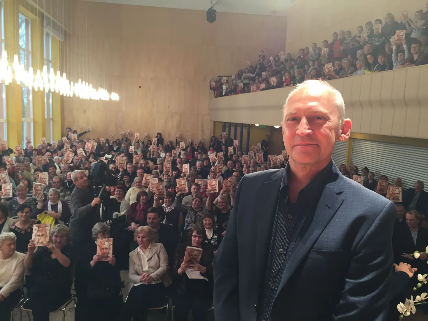 Vahur Kersna Võru kandle kultuurimajas Vahur ja Liina Kersna tänukontserdil.