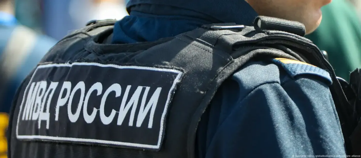 Иллюстративное фото: сотрудник российской полиции