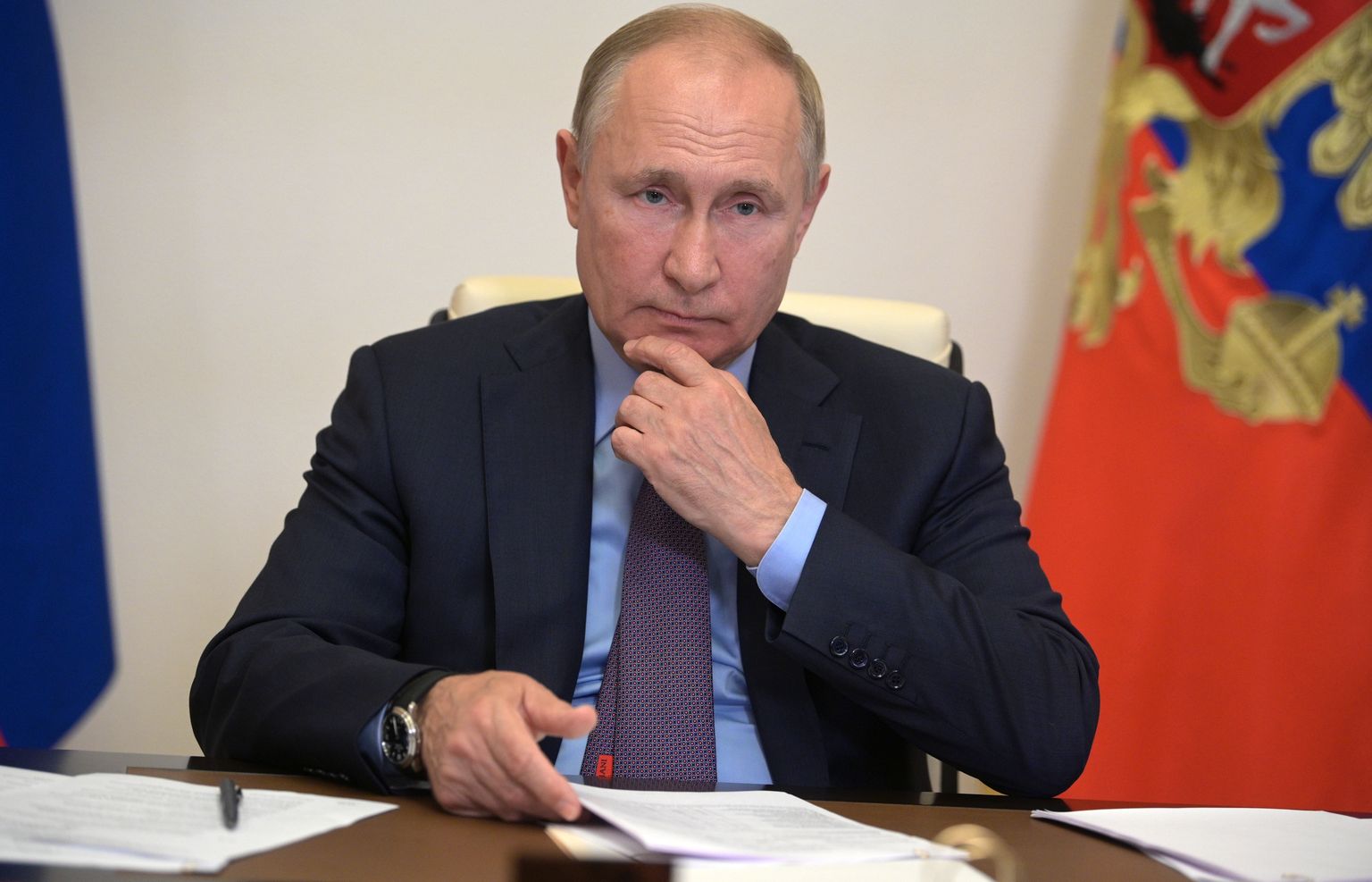 Eile teatas Putin eneseisolatsiooni minekust. Tema enda test olevat olnud negatiivne.