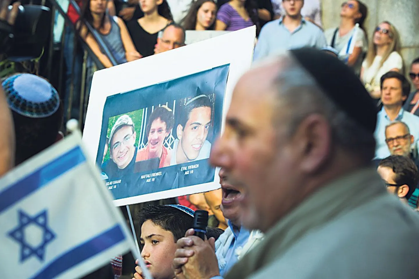 Kolme Iisraeli teismelise mõrvamine põhjustas meeleavaldusi ja tõi kaasa reaalse sõjaohu.