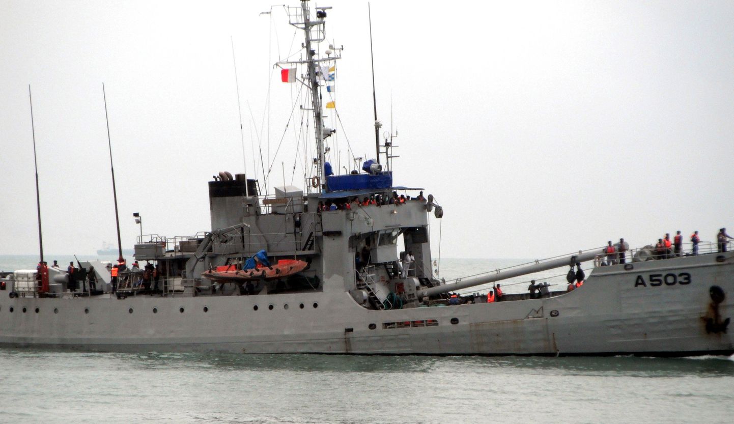 Nigeeria sõjalaev, mis osaleb koosBenini mereväe alustega piraatlusvastases patrullis.