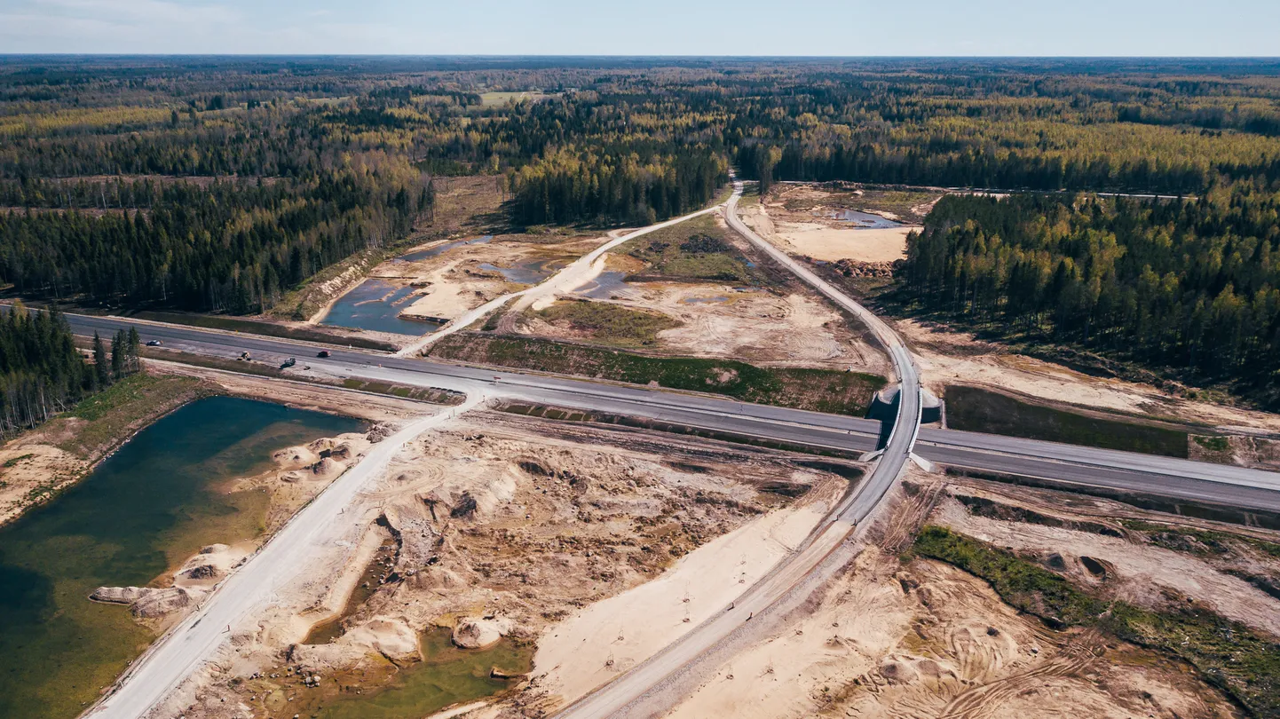 Teetööd Ardu-Võõbu. Pilt on artiklit illustreeriv.