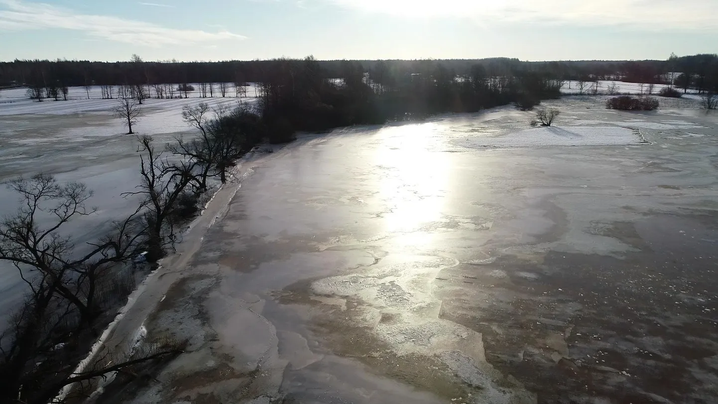 Nädala foto. Väike suurvesi Soomaal.