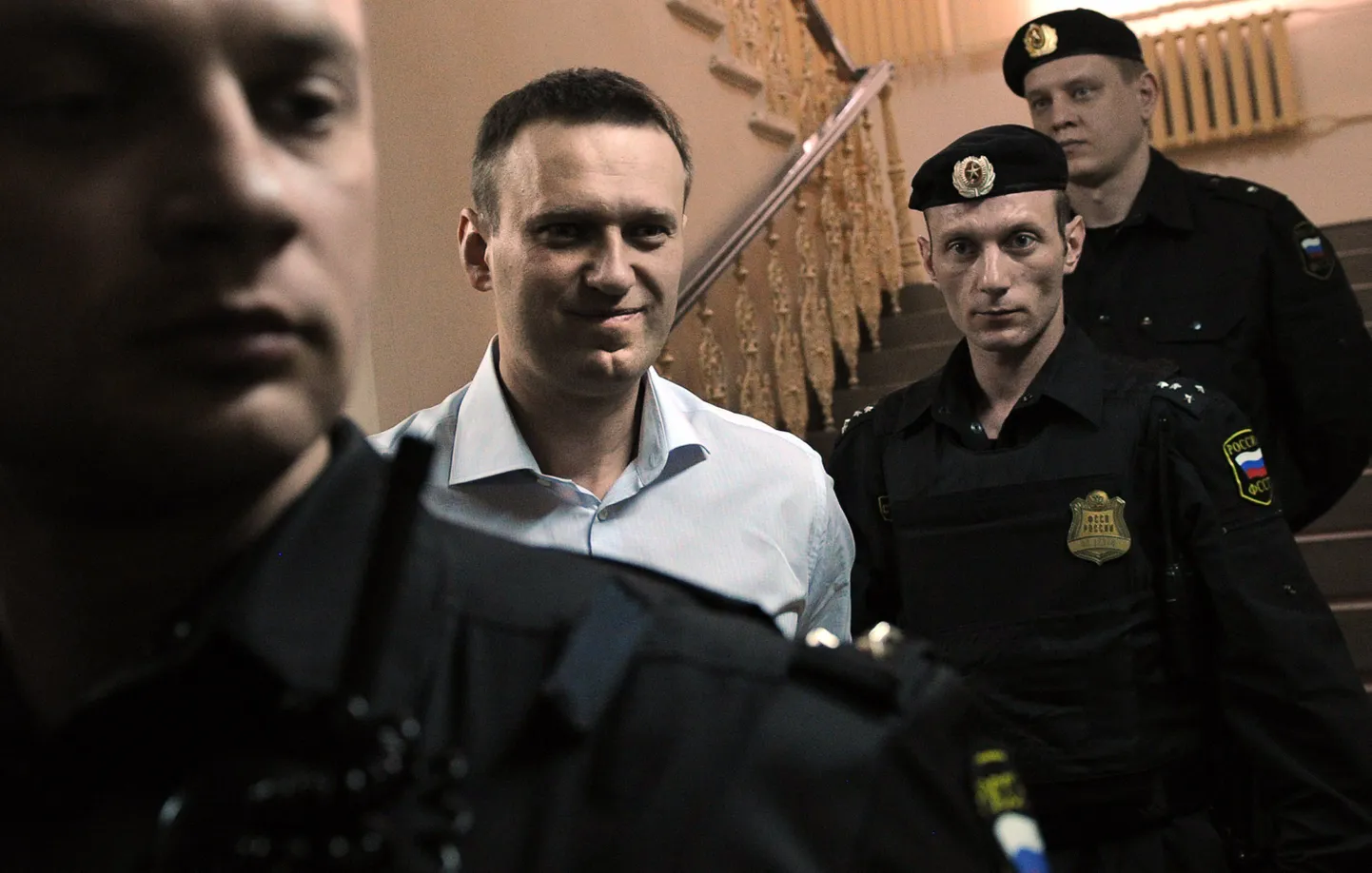 Aleksei Navalnõi eile Kirovi kohtusse saabudes.