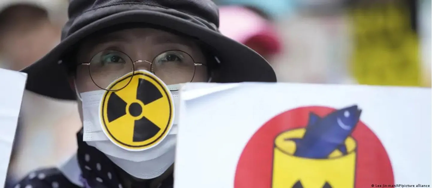 Сеул. Экологи и страны-соседи Японии давно протестуют против сброса в океан радиоактивной воды с "Фукусимы-1"