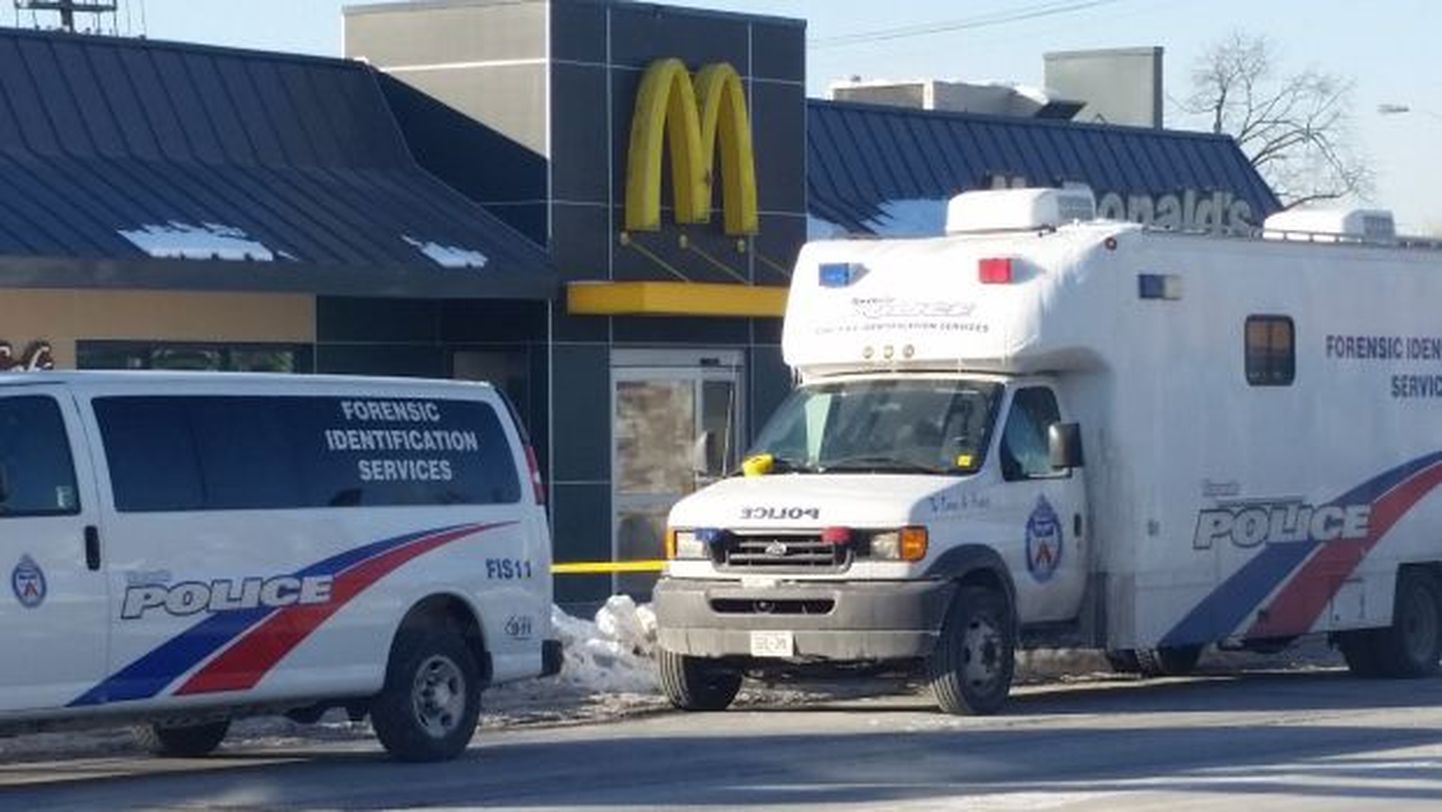 Toronto McDonald'sis hukkus tulistamises kaks inimest