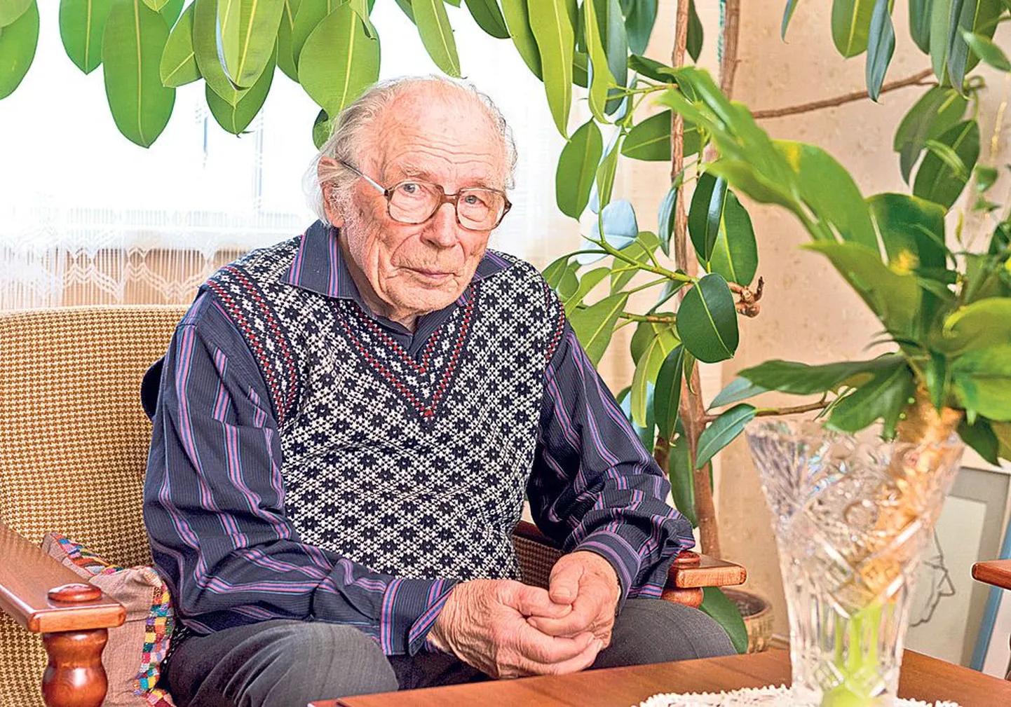 Kodus Märjamaal: tuttavad kasutavad Harri Jõgisalu kohta omadussõnu vaikne, tasakaalukas, 
intelligentne, viisakas, erudeeritud, aus.