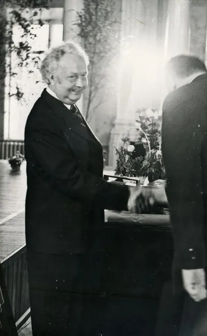 Professor Juhan Peegel 1979. aastal aulas.
