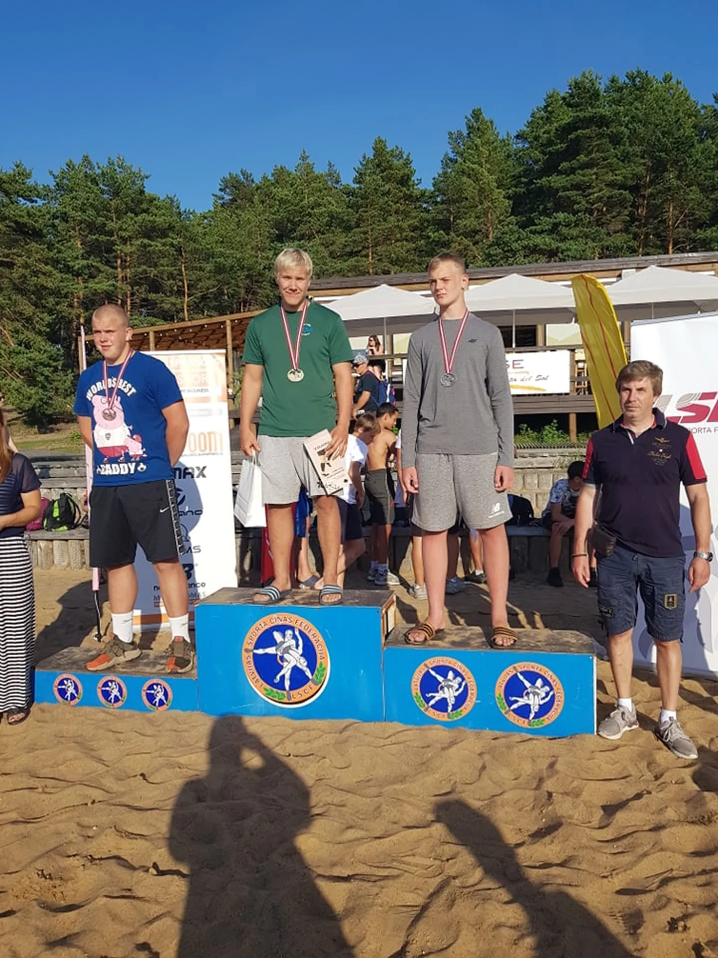 Ats Pajula keskel esikohal