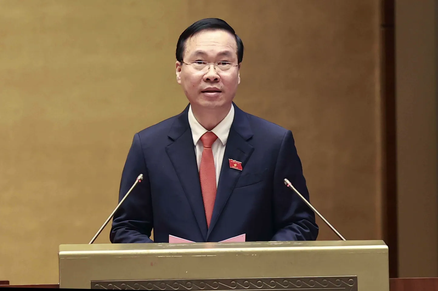 Vo Van Thuong.