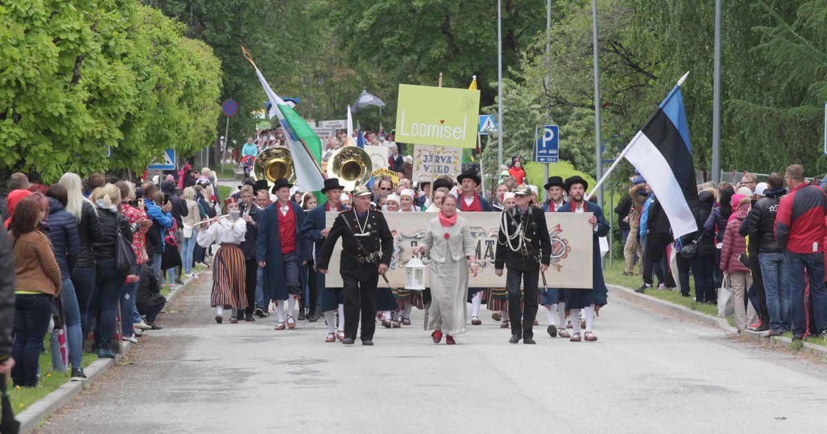 GALERII: Maakonna laulu- ja tantsupeol astus lavale ligemale 3000 järvalast