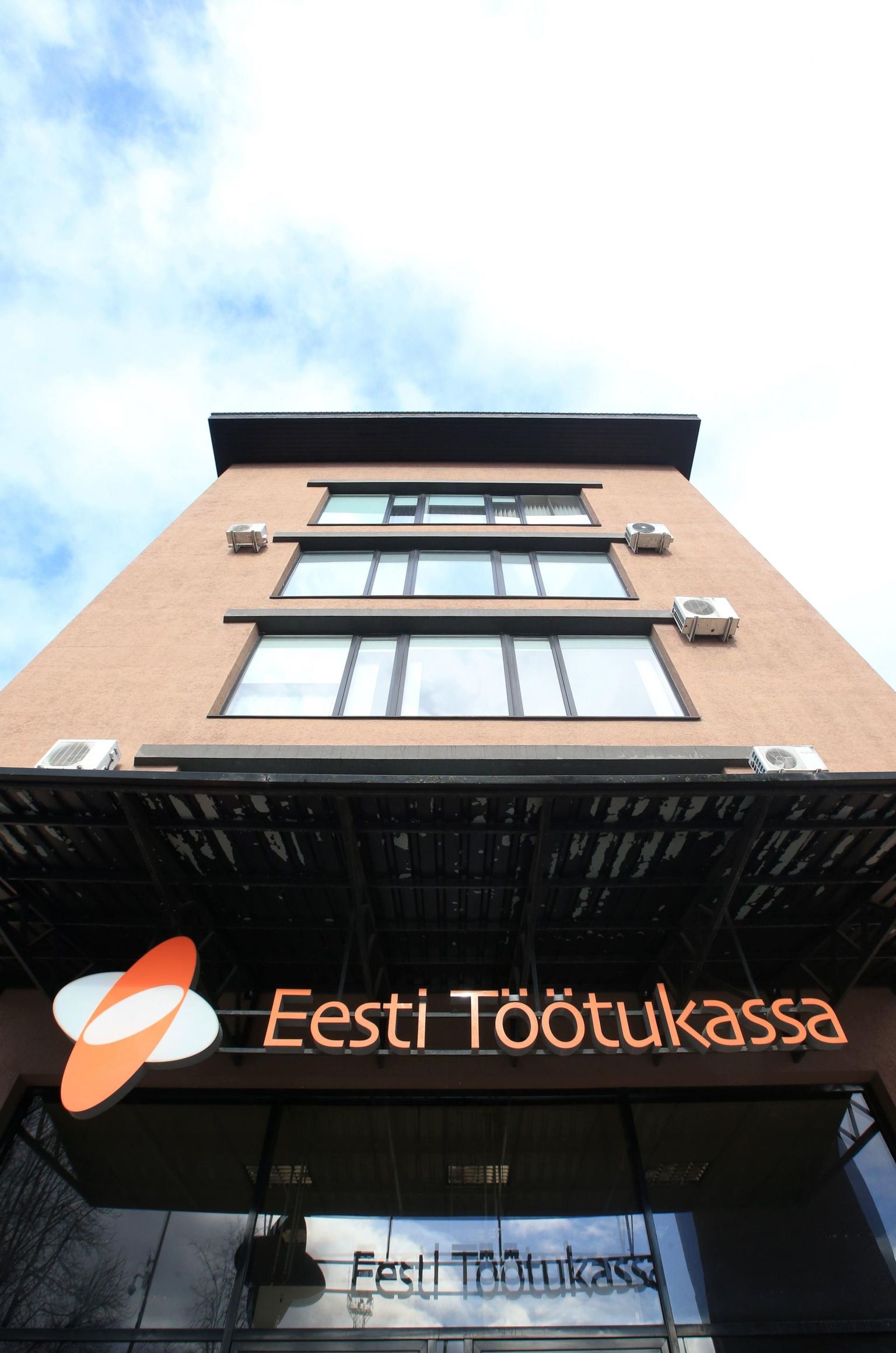 Estonian Unemployment Insurance Fund.
