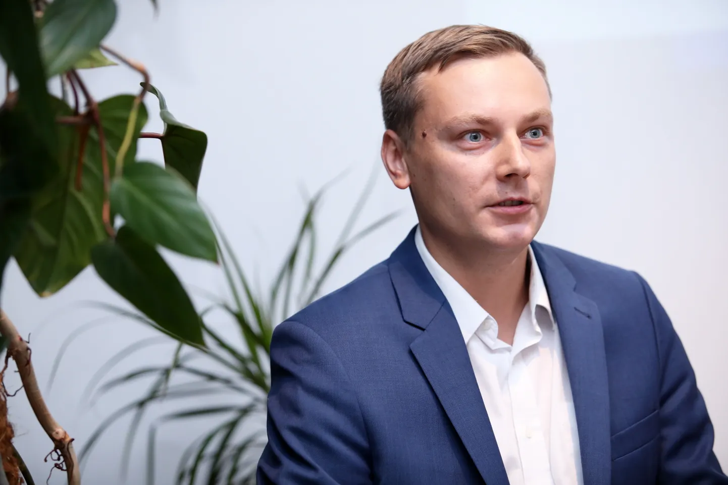 Valsts Bērnu tiesību aizsardzības inspekcijas vadītājs Jānis Ābele piedalās kampaņas "#tētisvar" atklāšanas pasākumā ISSP galerijā.