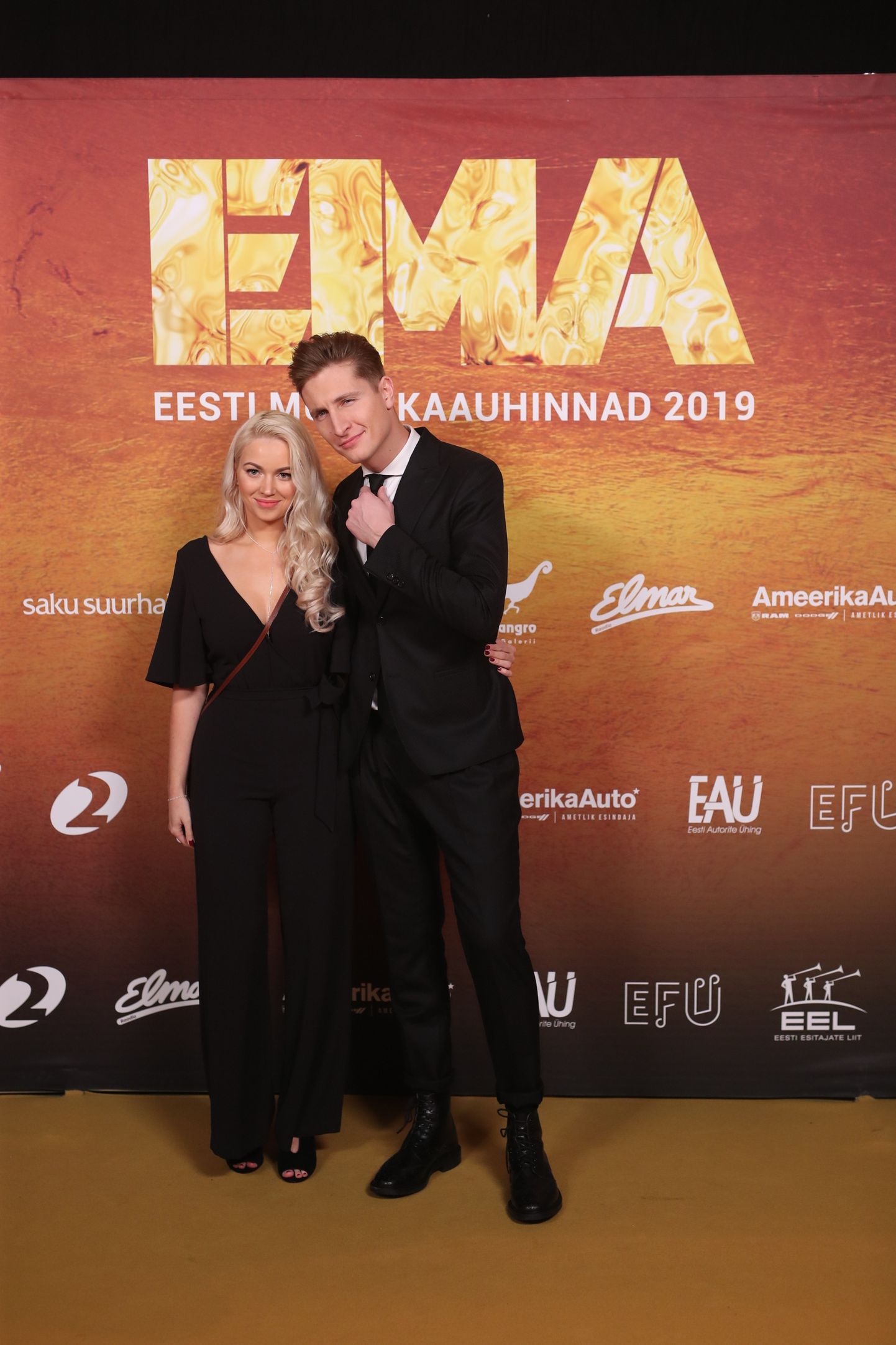 EMA gala VIP saabujad. Kerli Kivilaan ja Karl-Erik Taukar.