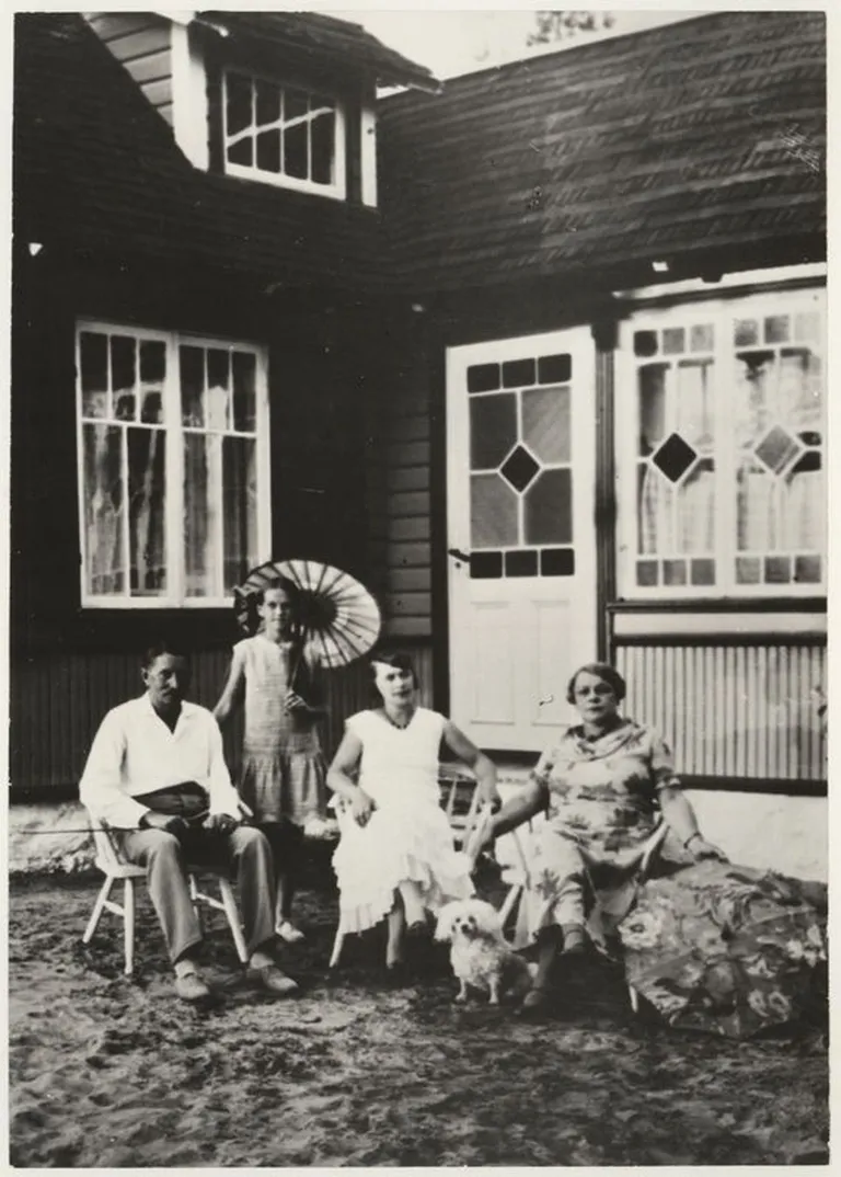Seltskond Masingute maja juures Vasalemmas Suvila pst 3, HMK _ F 3371, Harjumaa Muuseum,