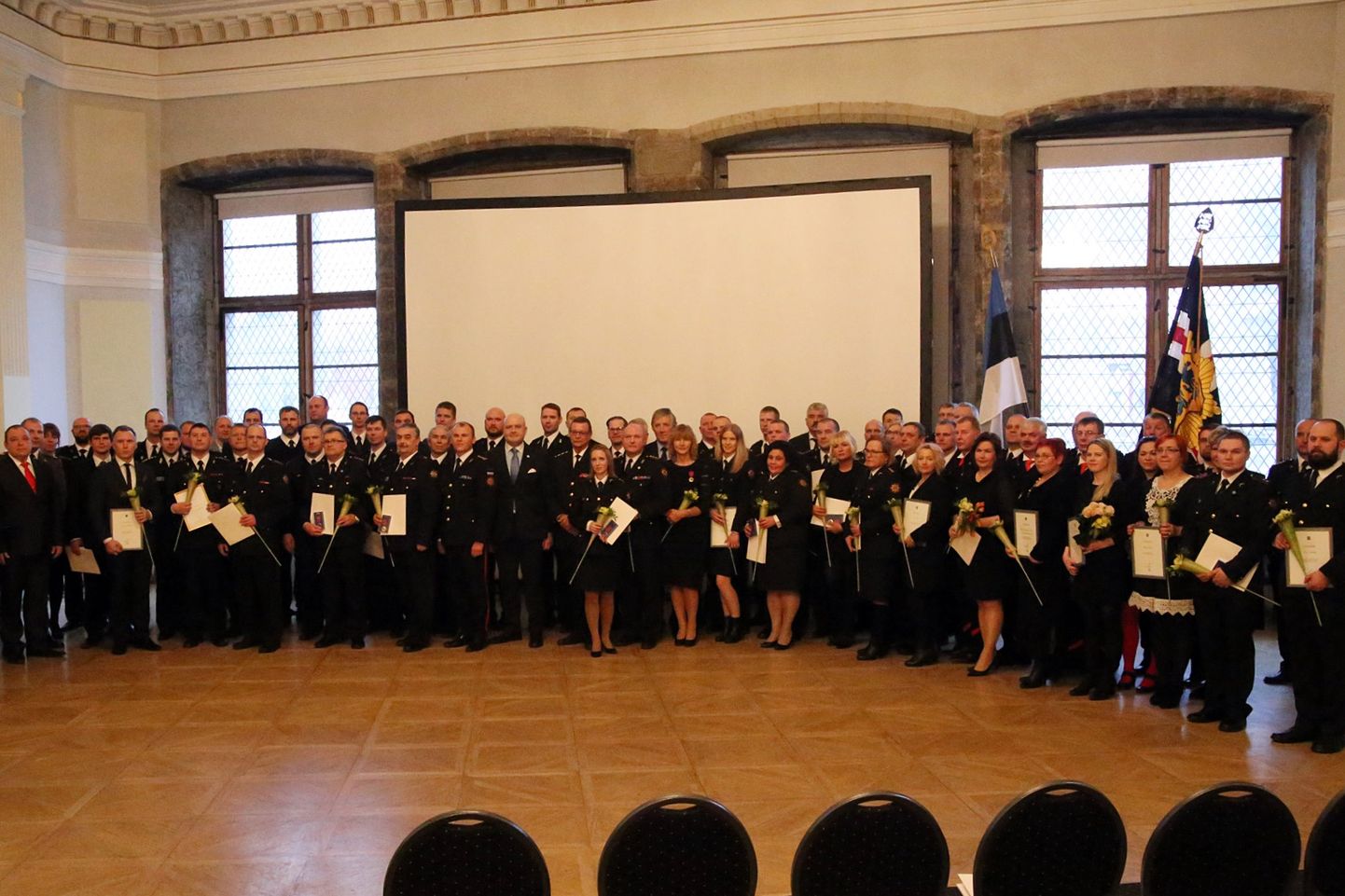 Päästeameti pidulikul aastapäevaüritusel tunnustati aumärkidega 71 teenistujat ja koostööpartnerit.