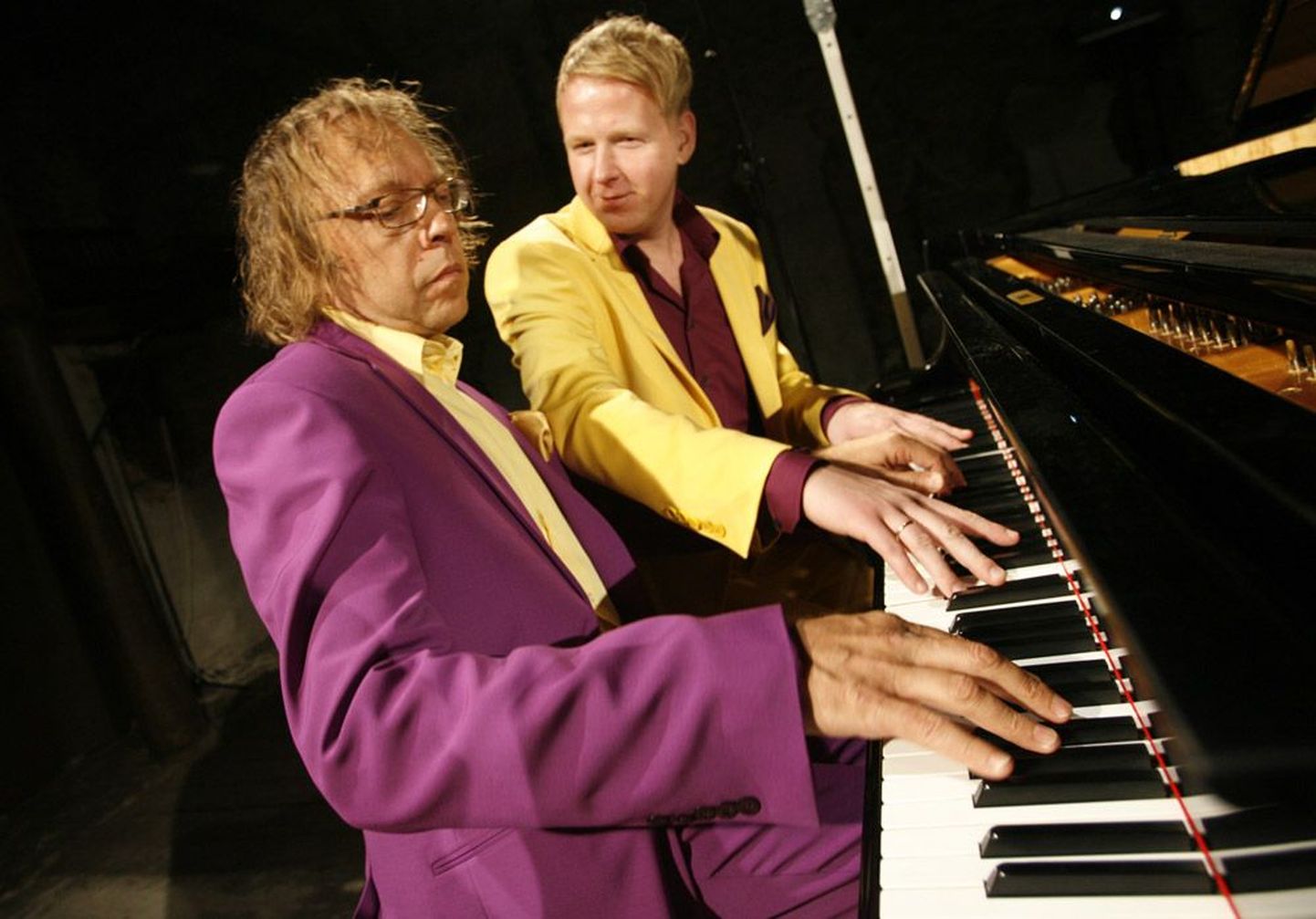 Rein Rannap ja Mihkel Mattisen usuvad, et kuna nad harjutamise ajal ühe klaveri taga hakkama said, ei lähe nad ka tuuri jooksul tülli.