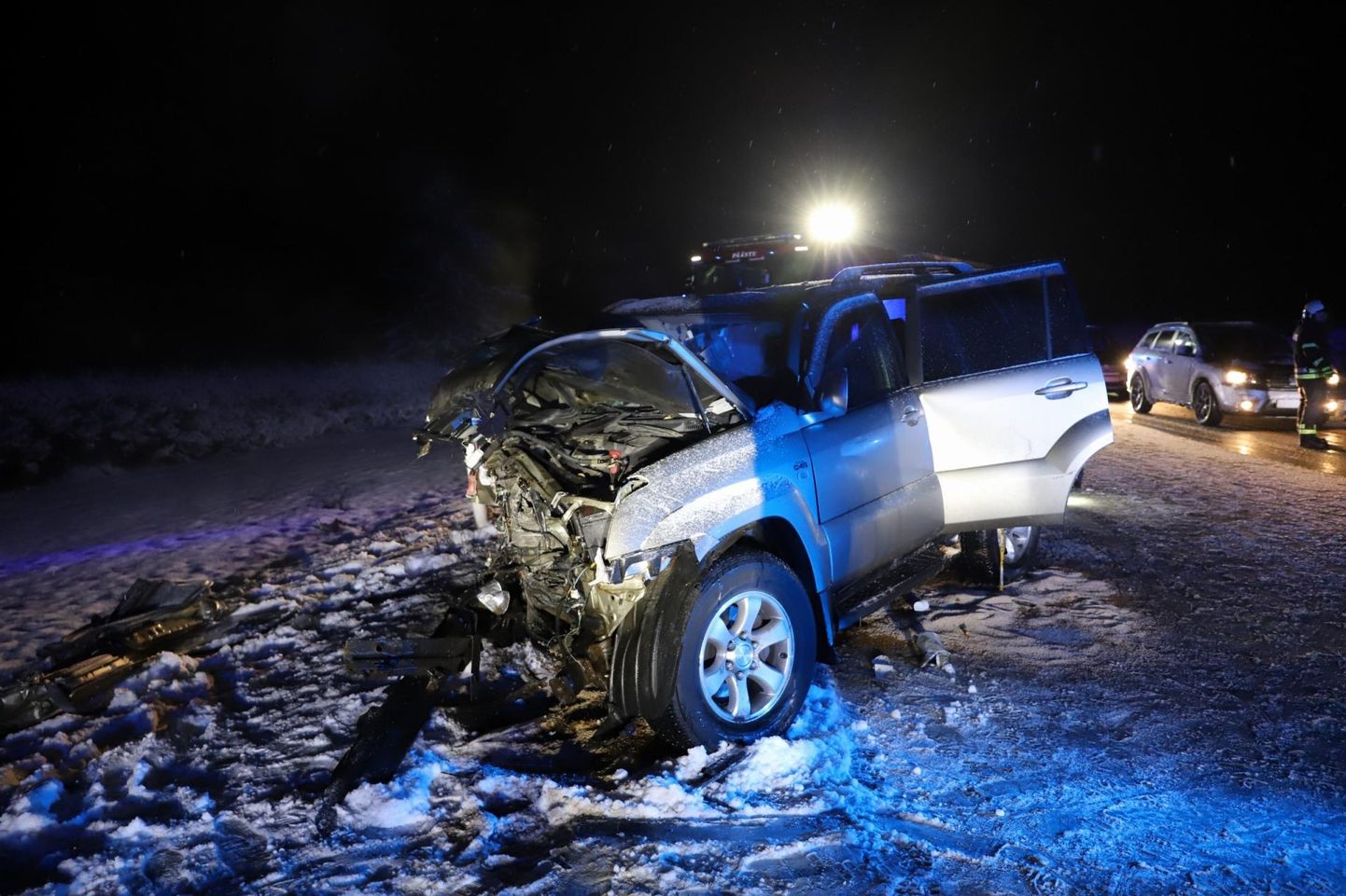 Reede õhtul Arkna lähistel toimunud avarii tõttu viidi haiglasse seitse inimest.