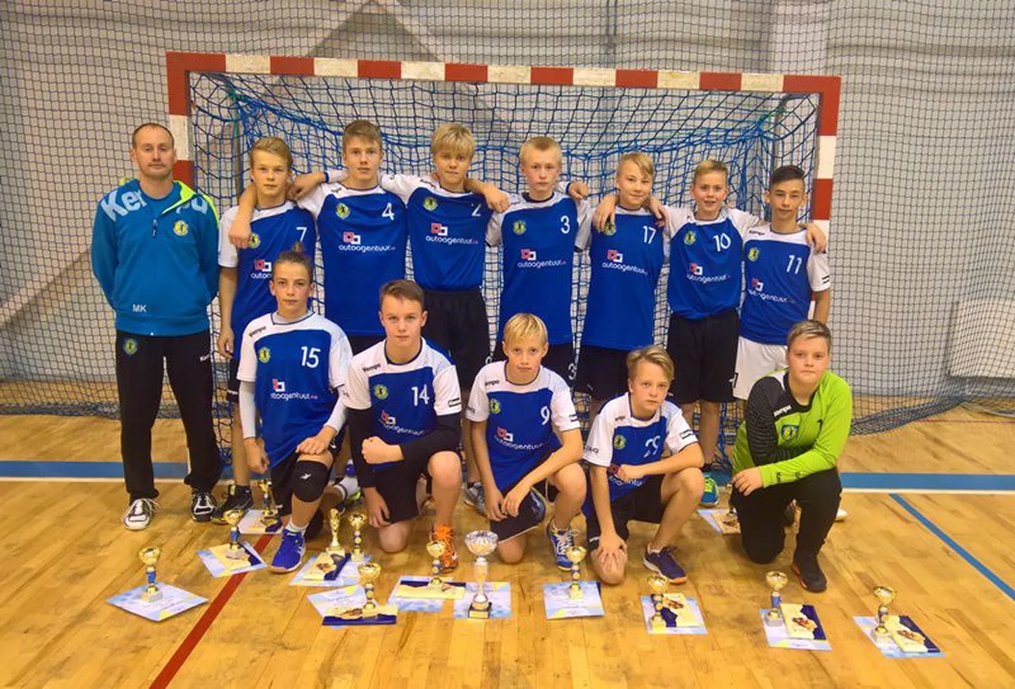Viljandi spordikooli C-klassi võistkond lõpetas Eesti karikavõistlused teise kohaga.