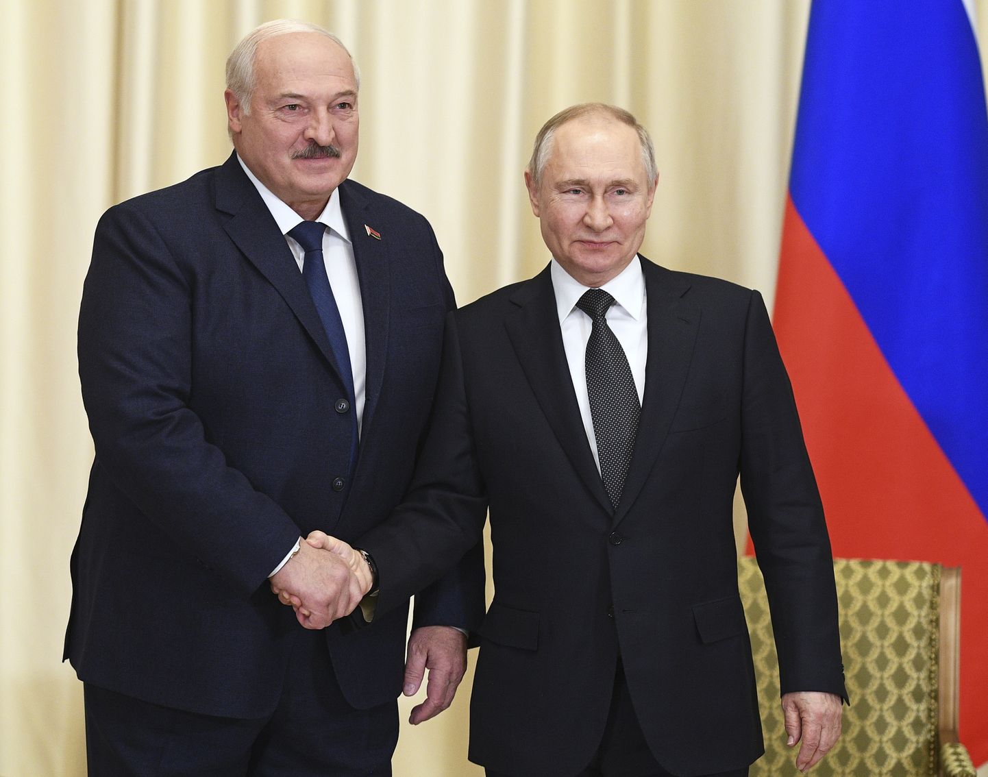 Baltkrievijas diktators Aleksandrs Lukašenko un Krievijas diktators Vladimirs Putins.