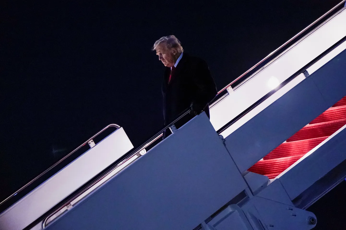 USA president Donald Trump külastas eile Marylandi osariigis asuvat Andrewsi lennuväebaasi.