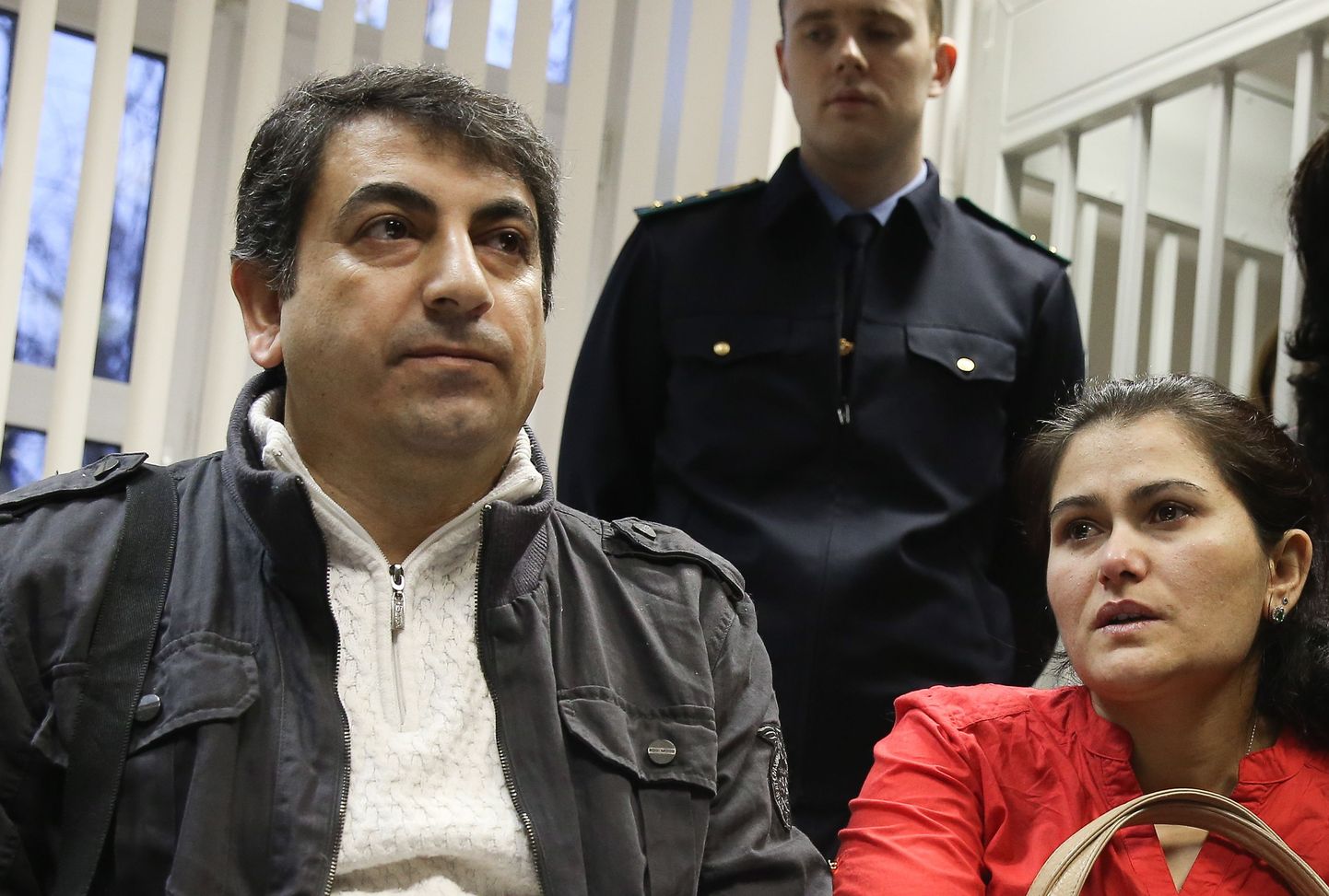 Hassan Abdo Ahmed ja ta naine Gulistan Ahmed, kes elasid koos nelja lapsega nädalaid Moskva lennujaamas