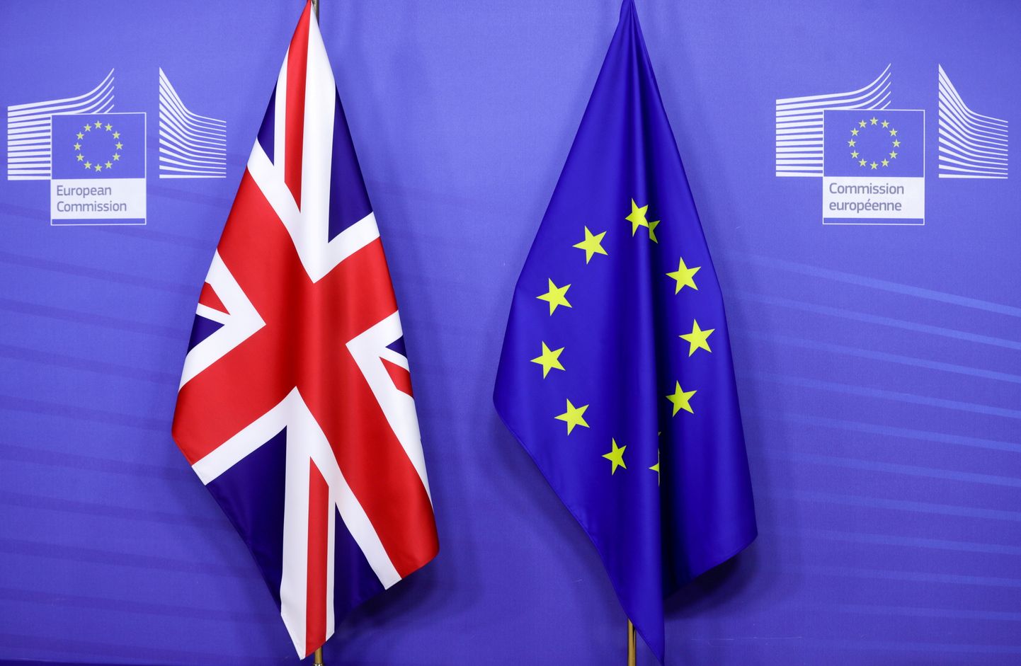 Ühendkuningriigi ja Euroopa Liidu lipp.