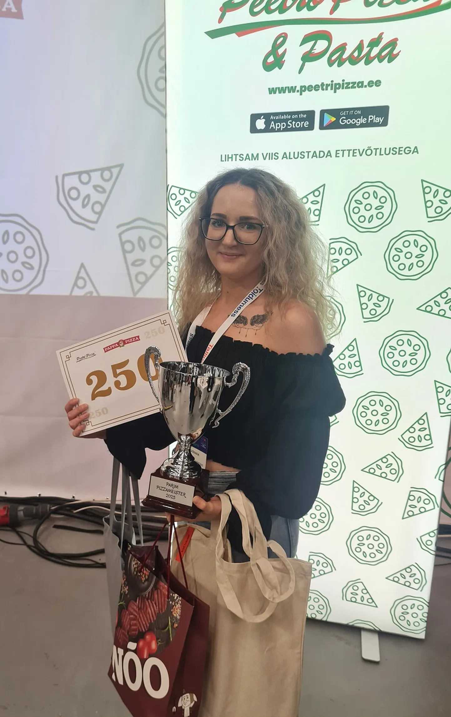 Pitsameister 2023 peaauhinna võitis Kristi Veskemaa Võru Peetri Pizzast.