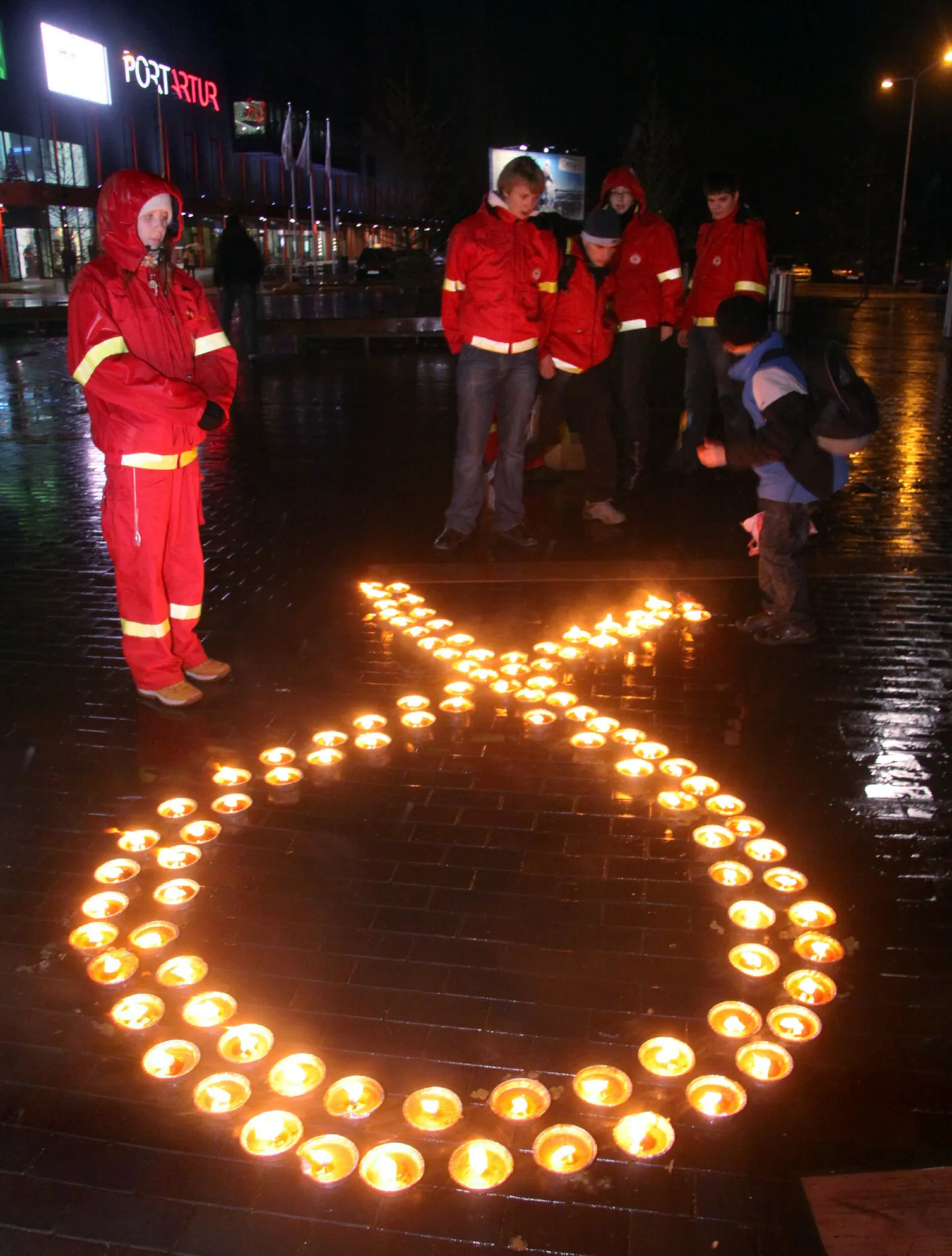 Rahvusvahelise AIDSi päeva tähistamine 1. detsembril Pärnus.