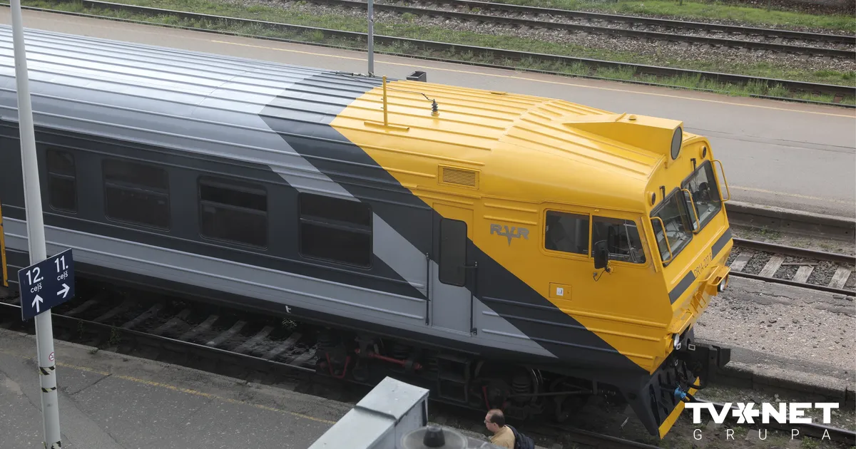 Free Family Trains on National Holidays