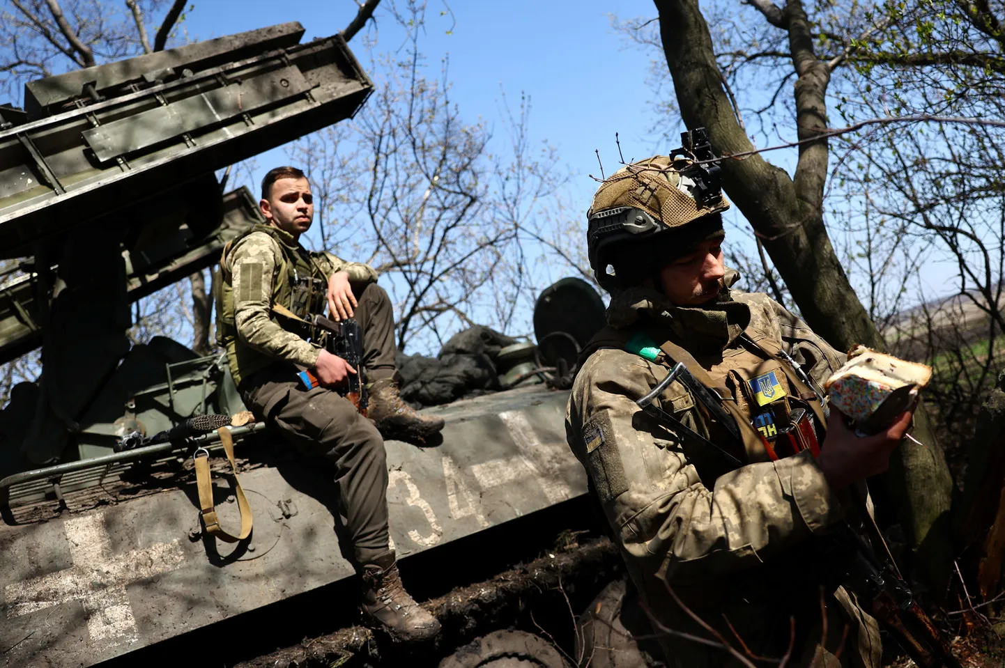 Ukraina sõdurid Bahmuti lähedal.