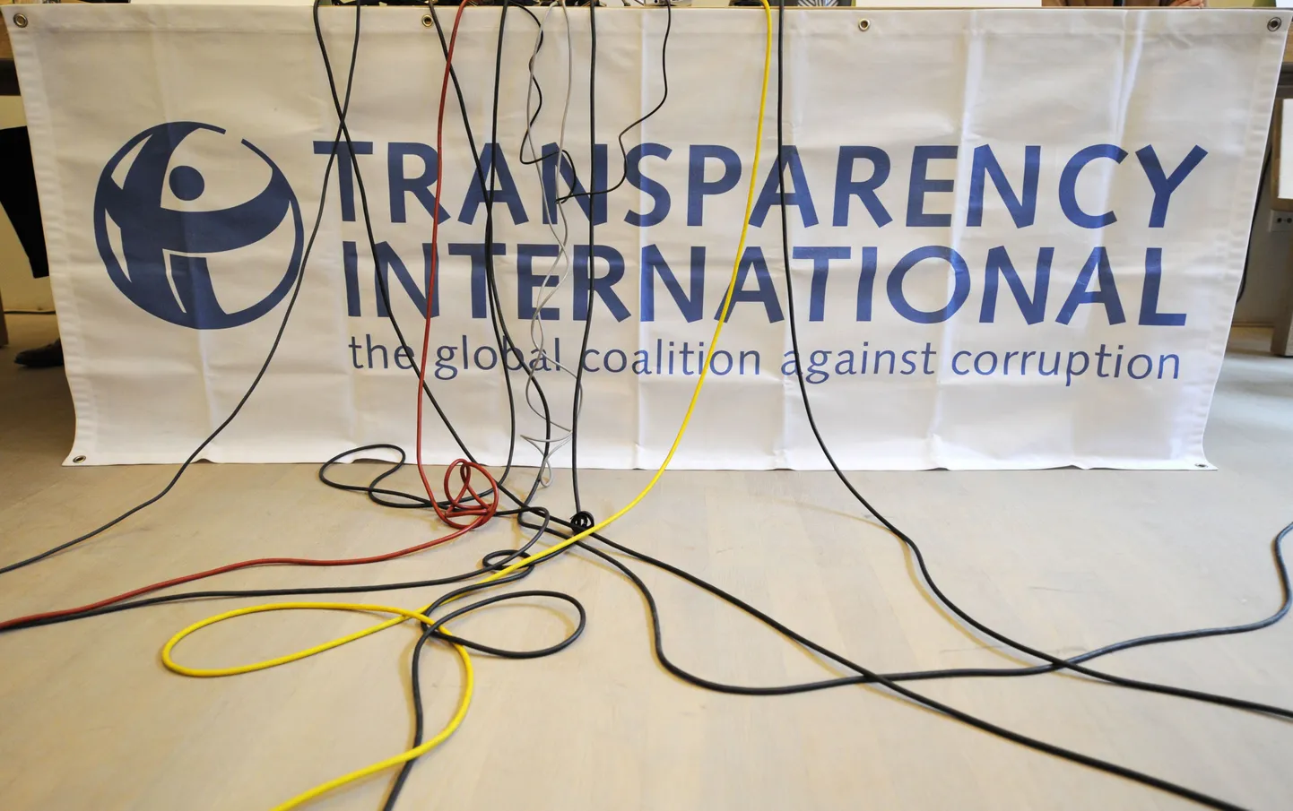 Логотип международной организации Transparency International.