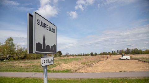 FOTO ⟩ «Nii näljased ja õelad inimesed!» Viljandimaal jäätmejaama juures märgatud üllatav tegelane pakub kõneainet