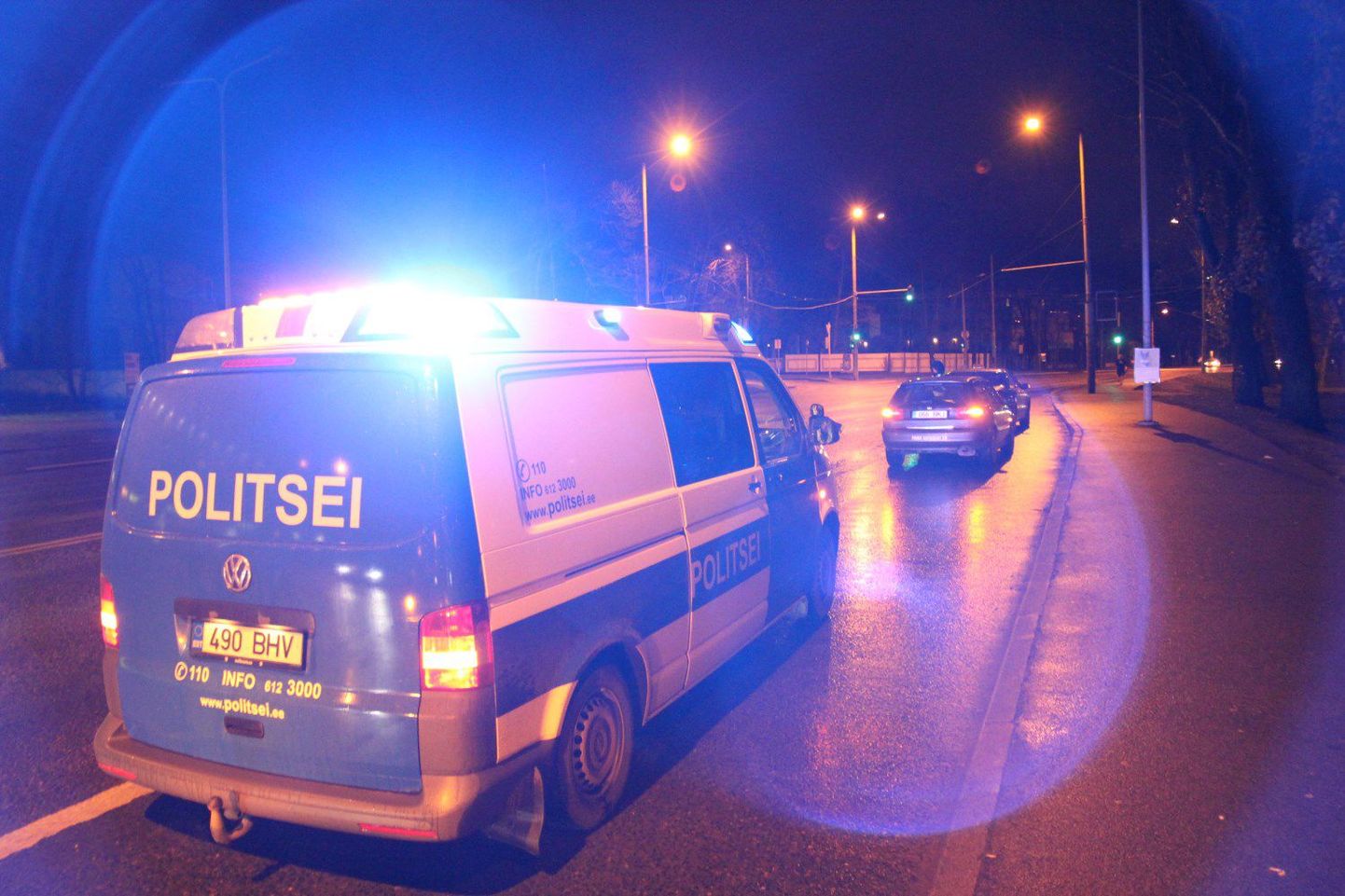 Tallinnas juhtunud liiklusõnnetuses sai raskelt viga teed ületanud jalakäija. Foto on illustreeriv.