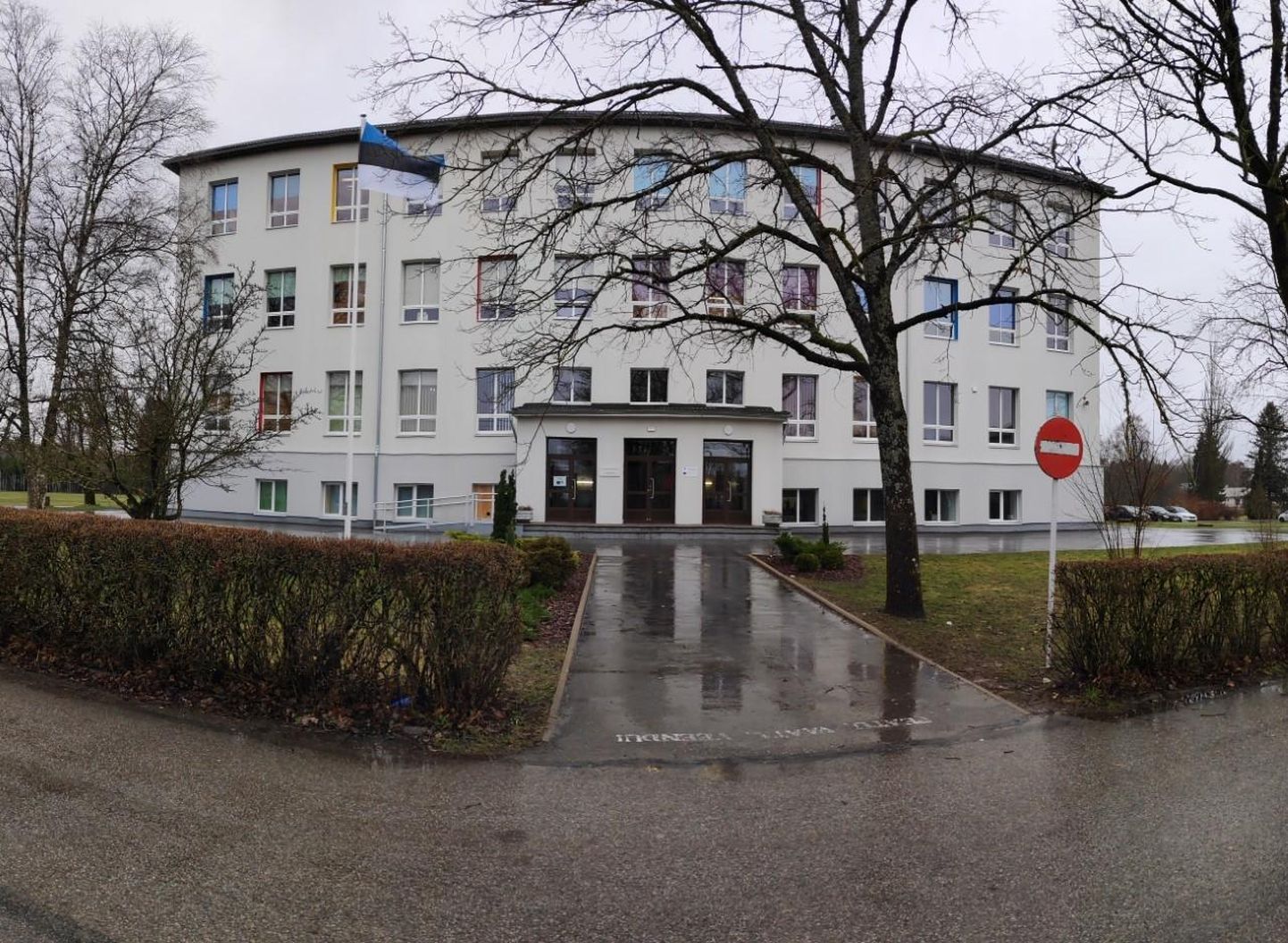 Kuigi laupäeval kaaluti Pärnu-Jaagupi põhikooli sulgemist, jõuti järeldusele, et selleks pole põhjust.