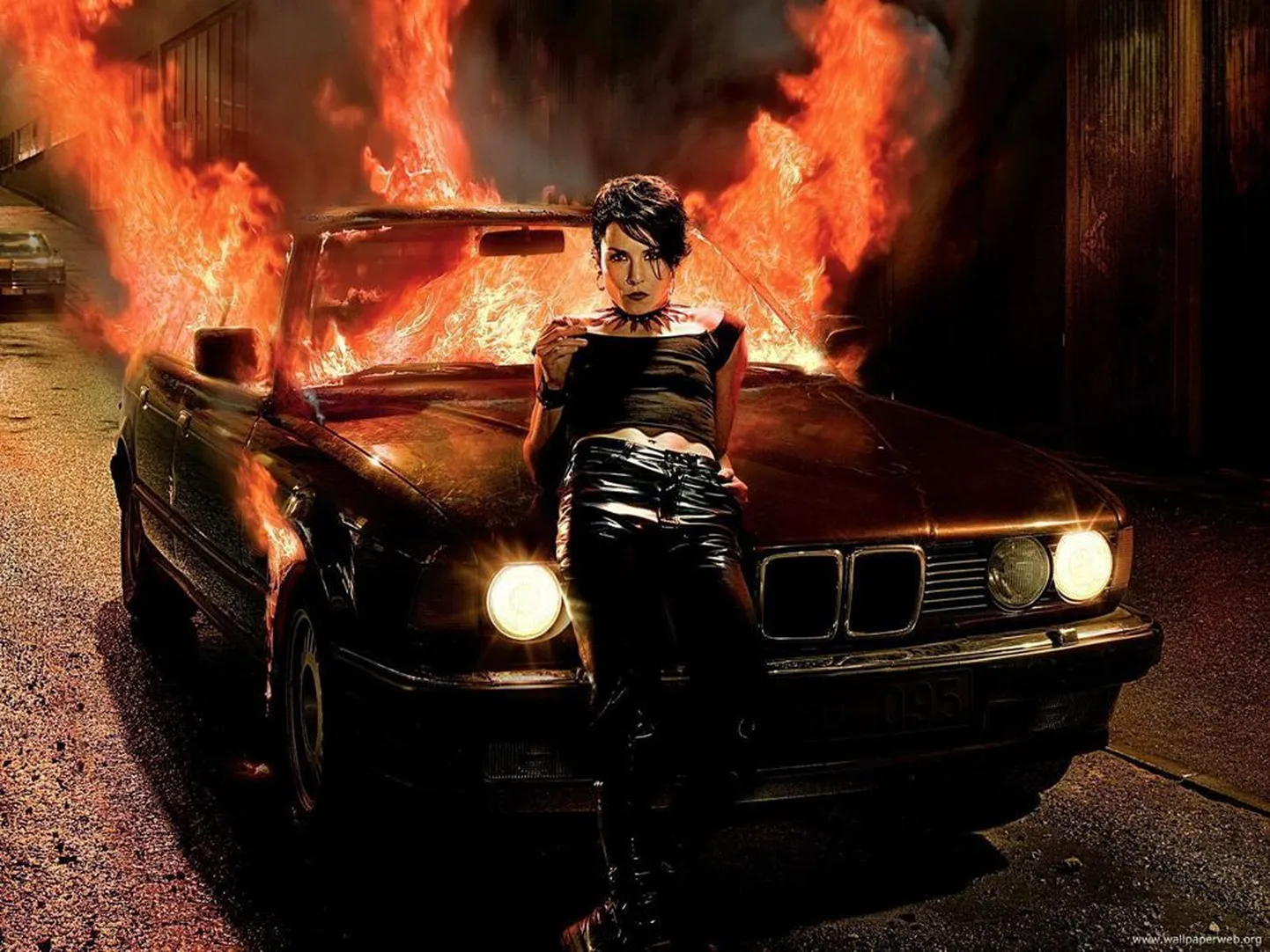 Lisbeth Salander osutab heaoluühiskonna valupunktidele.