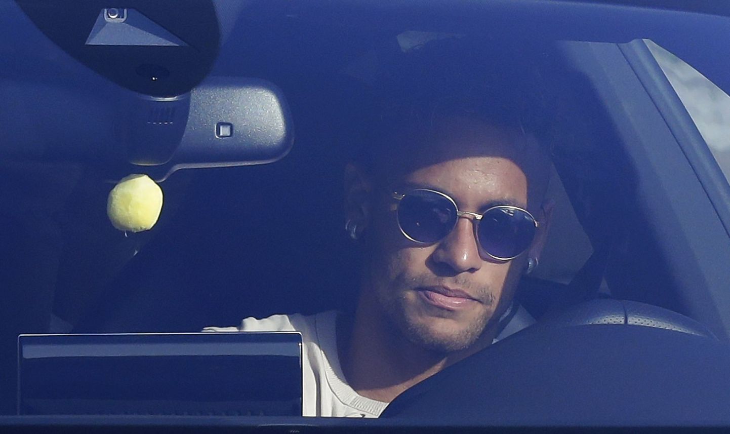 Neymari üleminek tekitab palju põletavaid küsimusi.
