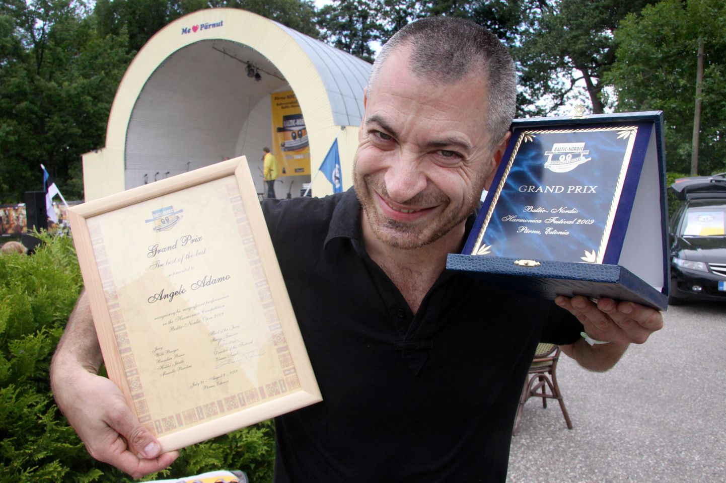 Kaheksanda Pärnu rahvusvahelise suupillifestivali Baltic Nordic Harmonica Grand Prix ja rahalise preemia võitis itaalia muusik Angelo Adamo.