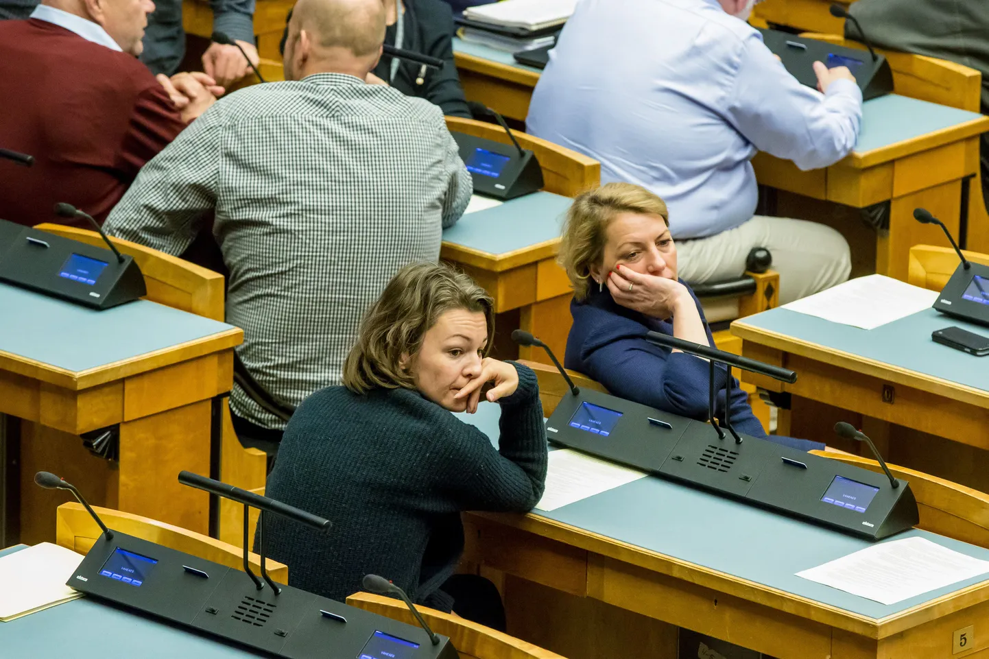 Yoko Alendrile ja Vilja Toomastile ei meeldi, et väike grupp inimesi räägib kõigi eest.