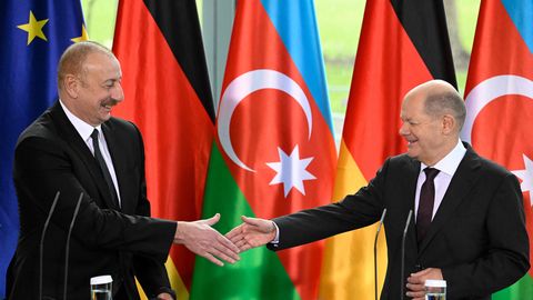 Замена российскому газу ⟩ Алиев: Азербайджан – надежный поставщик энергии в Европу