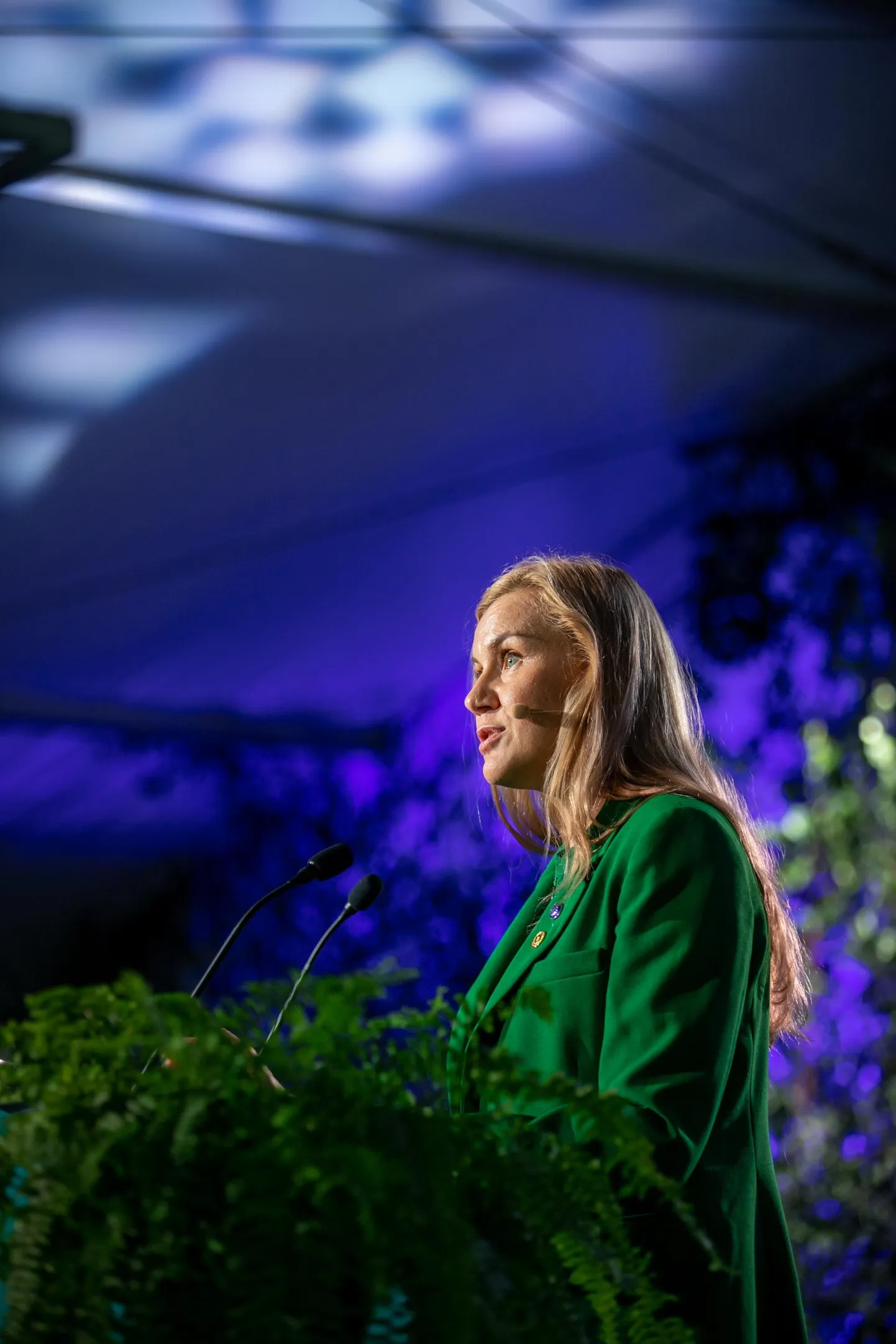 Euroopa Komisjoni energeetikavolinik Kadri Simson leiab, et kui on võimalus kasutada imporditud nafta asemel kohalikku elektrit, tuleks seda kasutada.