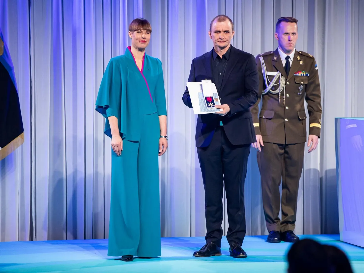 Valgetähe IV klassi teenetemärgi sai presidendilt Lääne-Viru ettevõtja ja kohaliku elu edendaja, AS-i Aru Grupp juht Juhan Viise.