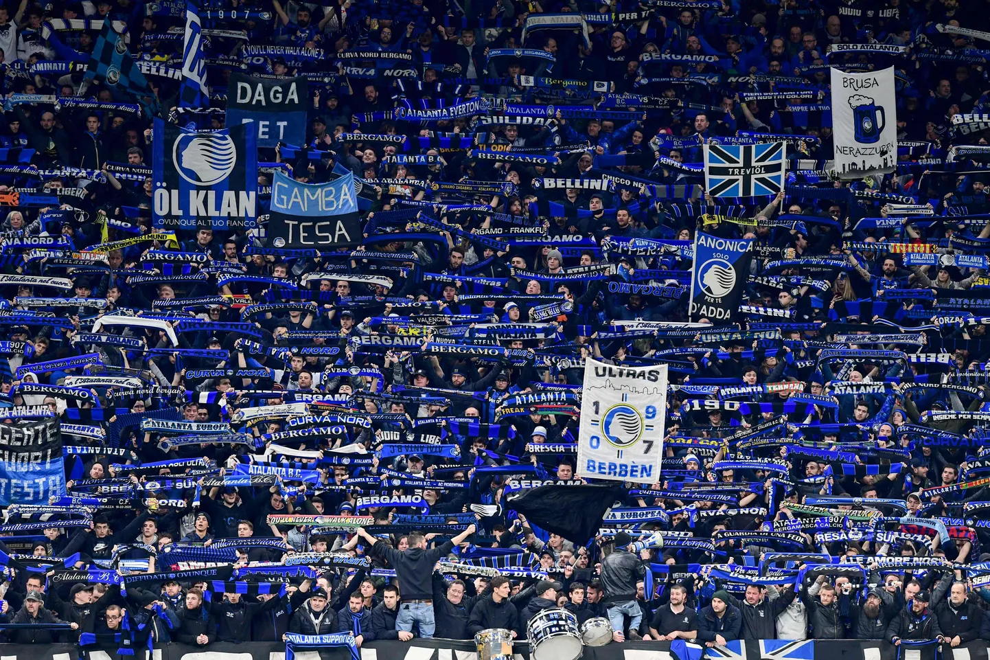 Bergamo Atalanta fännid San Siro staadionil Milanos 19. veebruaril.