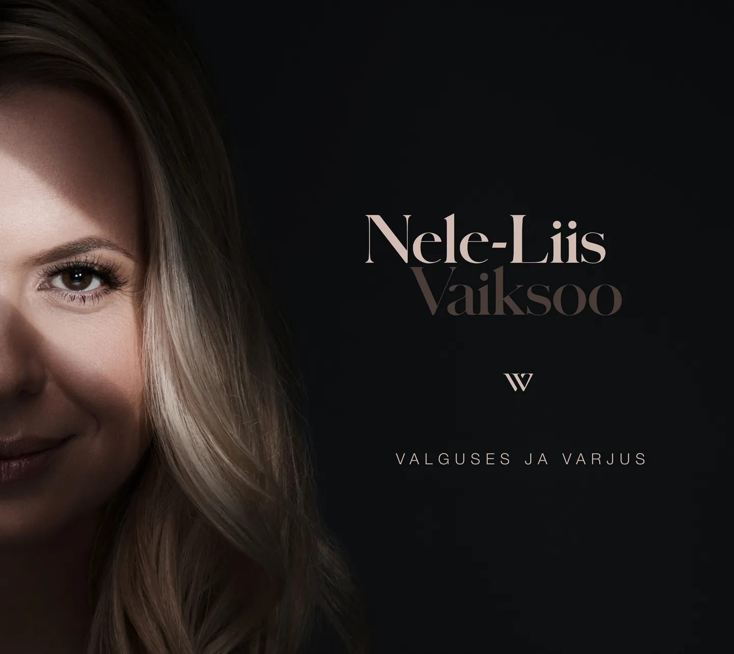 Nele-Liis Vaiksoo album «Valguses ja varjus».