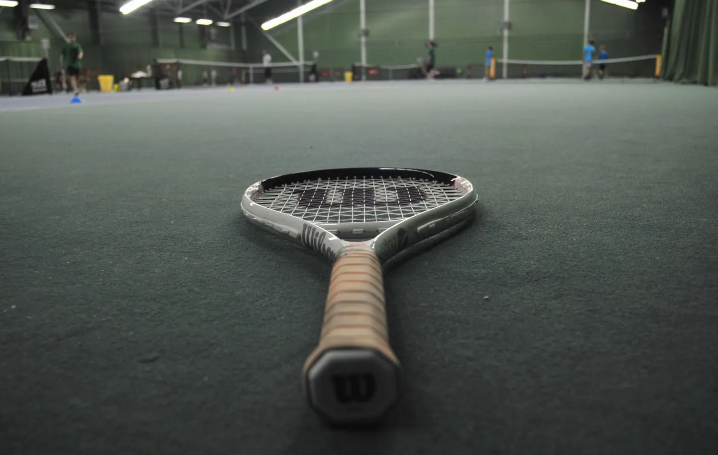 Näidisprojektina saab sel kevadel hakata keskkonna kaudu broneerima mitme tennisekeskuse väljakuid Eesti suuremates linnades.